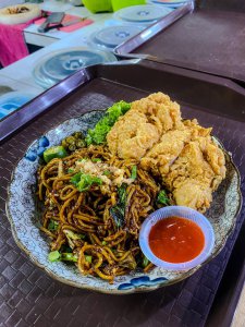 Mee Goreng Ayam Crsipy